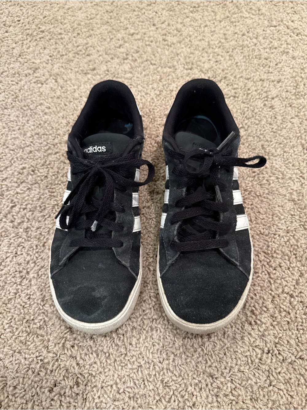 Adidas Unisex Black Suede Low-Top Sneakers (Men’s 5/ Women’s 7)